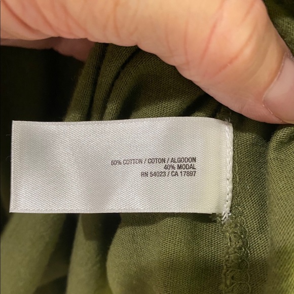 Old Navy XL Army Green Sequin Shoulder Scoop Neck Top - Picture 10 of 10